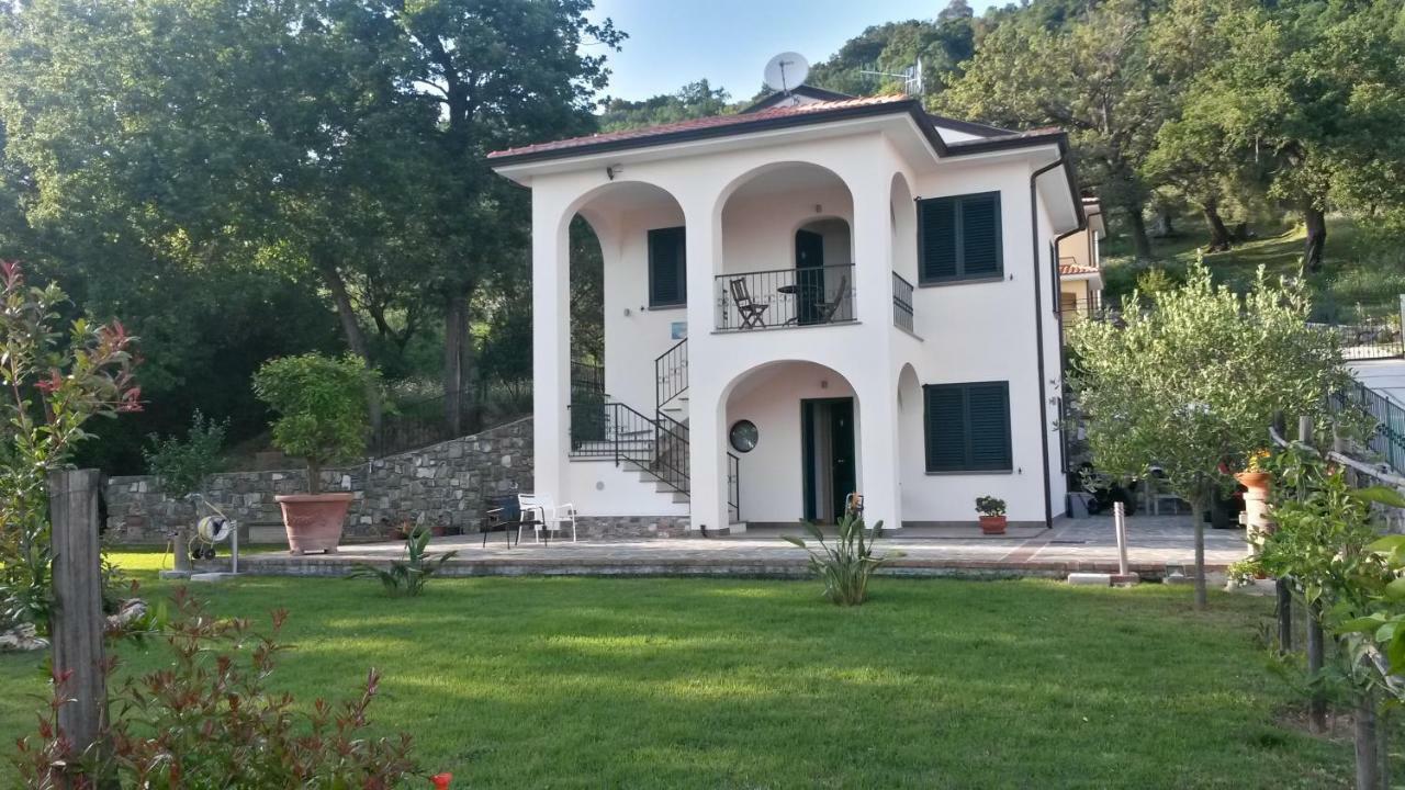 Incanto Di Luna Ispani Bagian luar foto