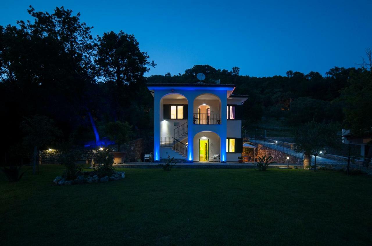 Incanto Di Luna Ispani Bagian luar foto